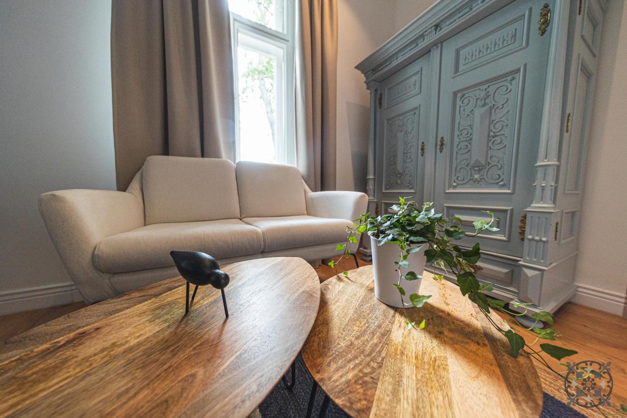Villa Chez Les Amis - Adults Only Балатонсепезд Екстериор снимка